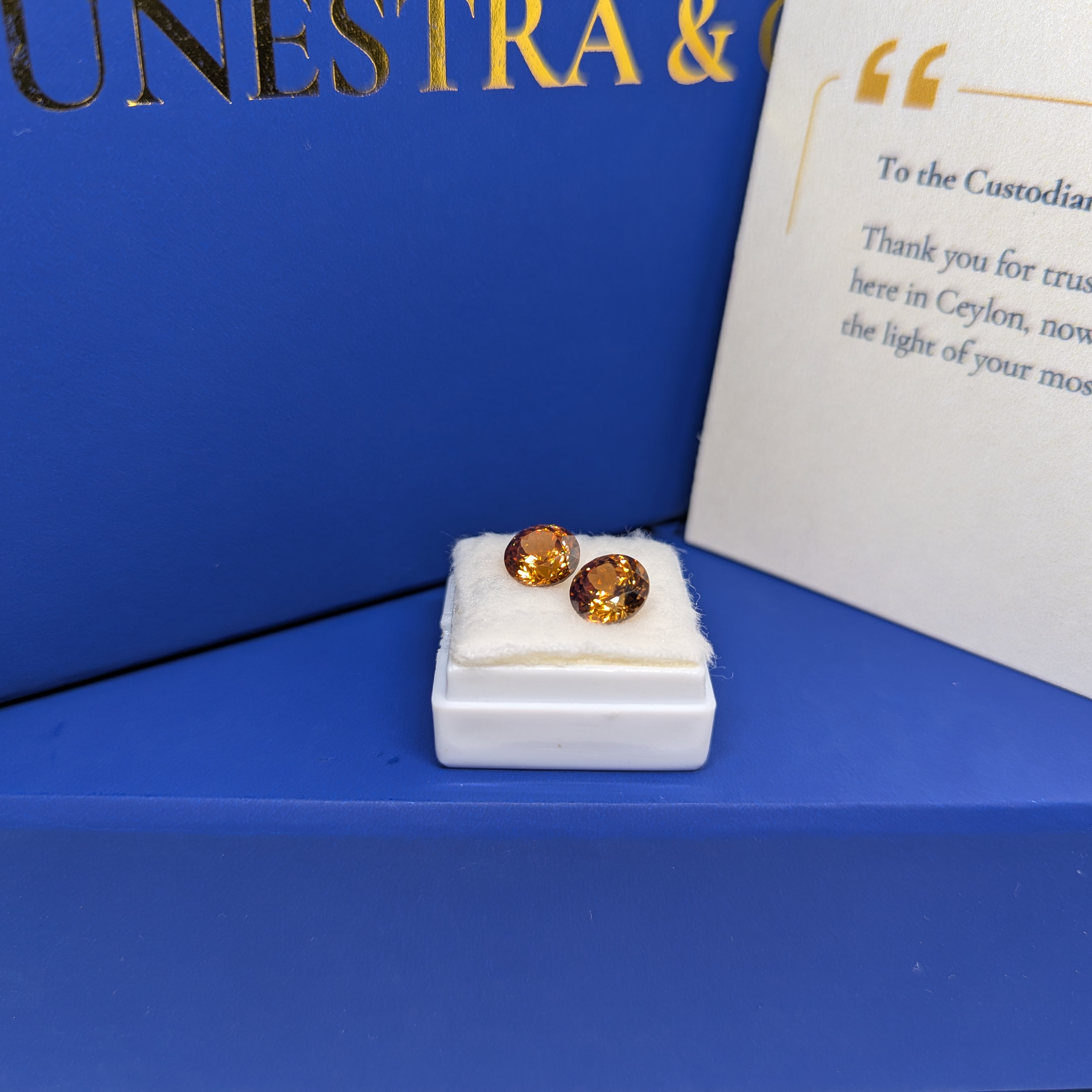 Pair of Round Brown Zircon thumbnail 2