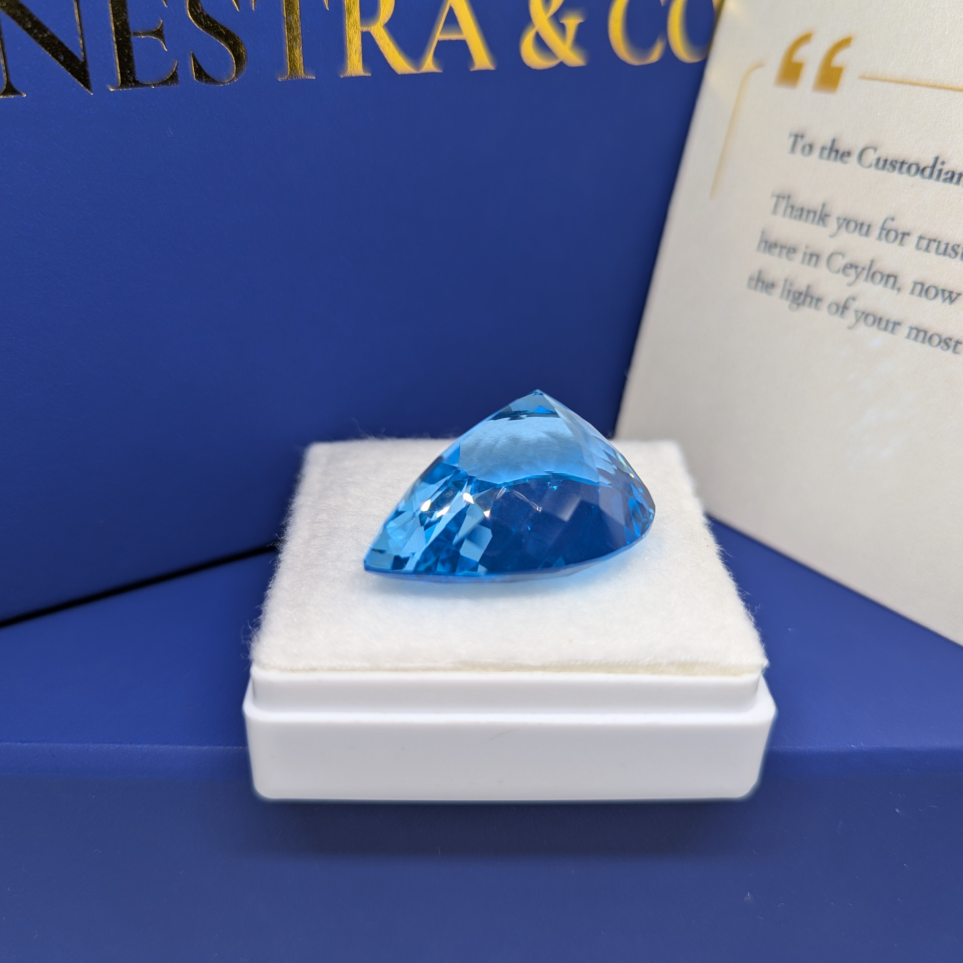 Pear Swiss Blue Topaz thumbnail 2